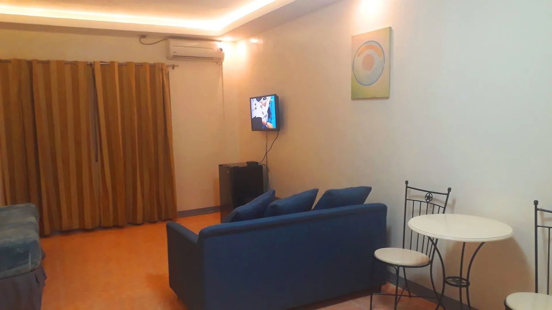 Euroasia Annex By Bluebookers Анхелес 3*,